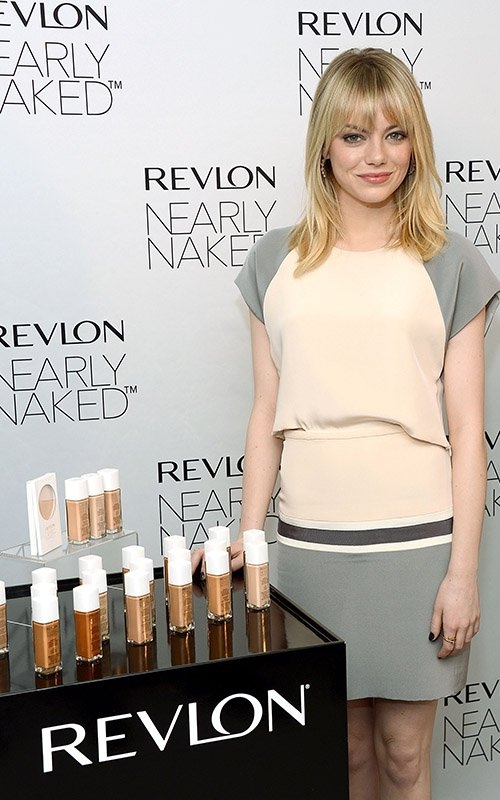 Эмма Стоун снялась для новой рекламы бренда Revlon
