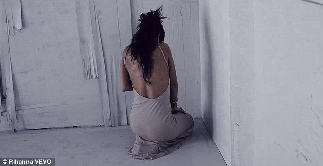  Рианна 
