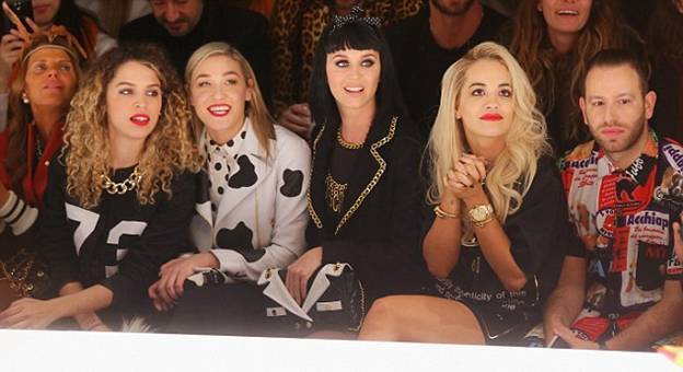 Кэти Перри на показе Moschino