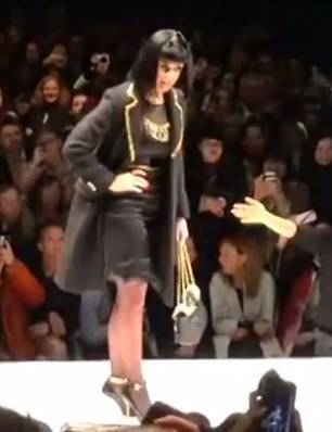 Кэти Перри на показе Moschino
