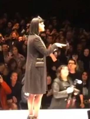 Кэти Перри на показе Moschino